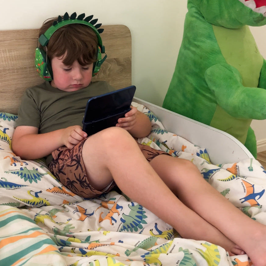 Dinosaur and Unicorn